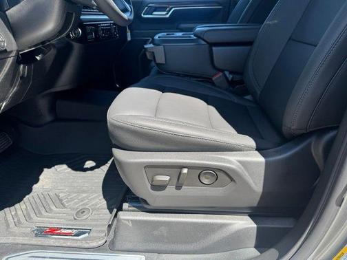 Sterling Gray Metallic 2026 Chevrolet Silverado 3500 LT