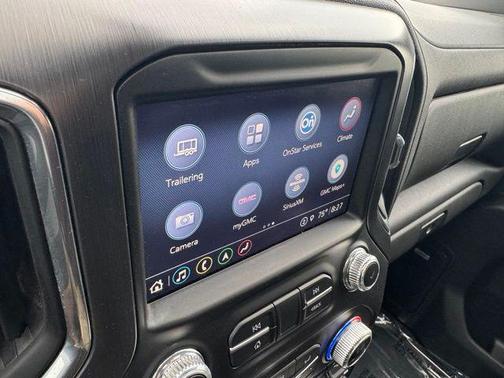 Summit White 2023 GMC Sierra 2500 AT4