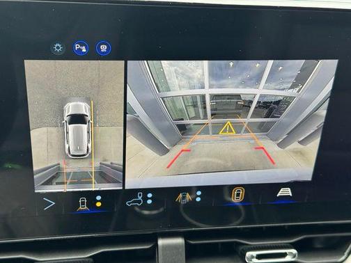 Summit White 2027 Chevrolet Equinox 1LT