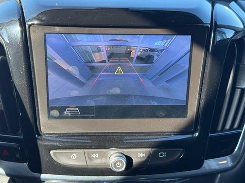 Steel Metallic 2020 Chevrolet Traverse LT