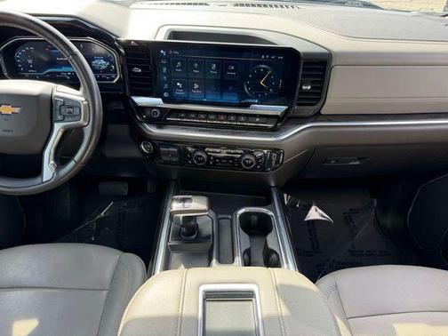 Dark Ash Metallic 2022 Chevrolet Silverado 1500 LTZ