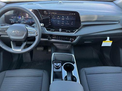 Sterling Gray Metallic 2026 Chevrolet Equinox 1LT