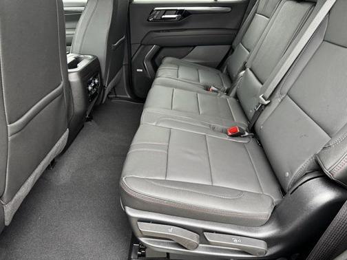 2026 Chevrolet Tahoe 4WD RST