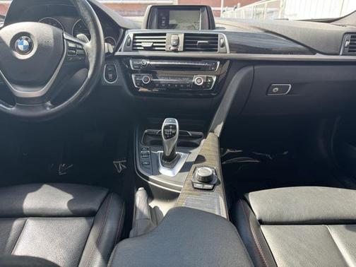2018 BMW 330 xDrive