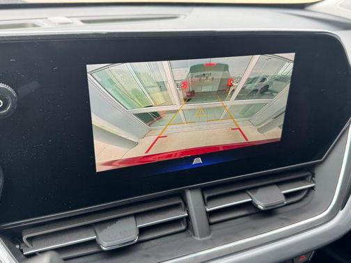 Cayenne Orange Metallic 2024 Chevrolet Trax LT