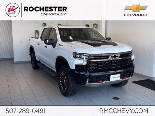 Summit White 2025 Chevrolet Silverado 1500 ZR2