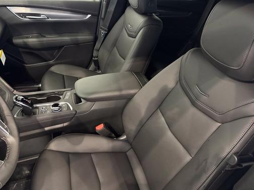 Black Metallic 2026 Cadillac XT5 Luxury