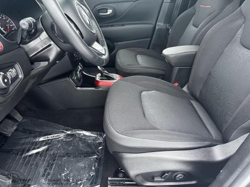 2019 Jeep Renegade Trailhawk