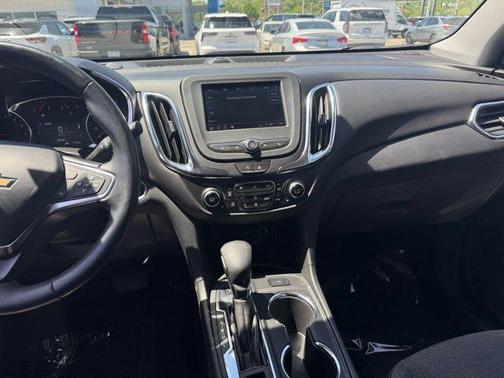 Sterling Gray Metallic 2024 Chevrolet Equinox 1LT