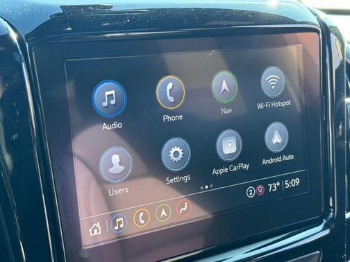 Sterling Gray Metallic 2023 Chevrolet Traverse LT Leather