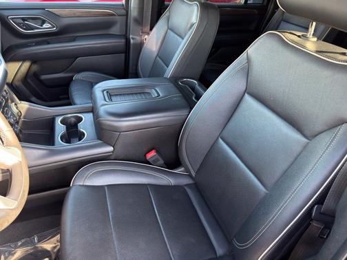Black 2023 Chevrolet Suburban Premier