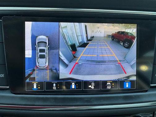 White Frost Tricoat 2022 Buick Enclave AWD Avenir