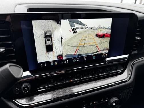 2024 Chevrolet Silverado 2500 4WD Crew Cab Standard Bed ZR2