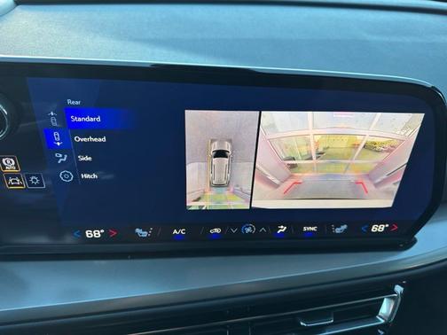 Summit White 2027 Chevrolet Traverse LT