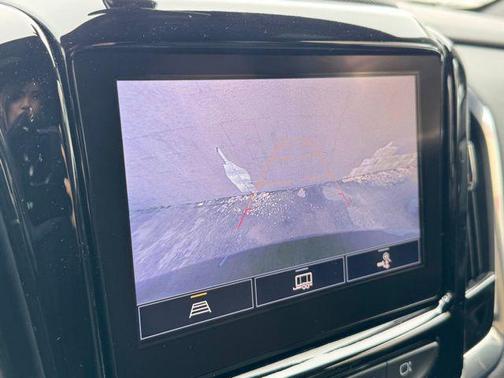 Mosaic Black Metallic 2023 Chevrolet Traverse LT Cloth