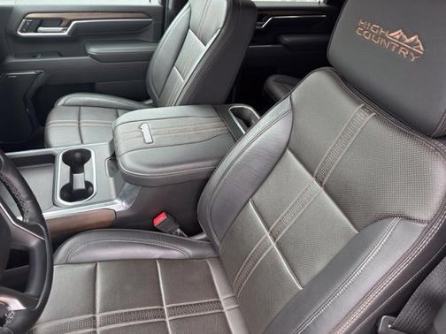Black 2025 Chevrolet Silverado 3500 High Country