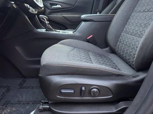 Black Metallic 2024 Chevrolet Equinox LT