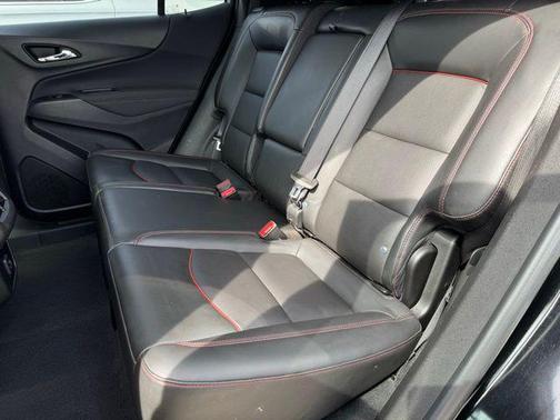 Mosaic Black Metallic 2022 Chevrolet Equinox AWD RS