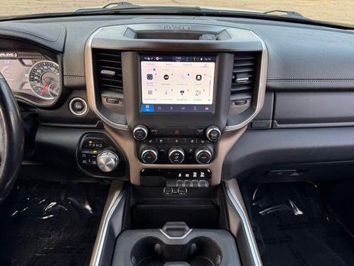Bright White Clearcoat 2022 RAM 1500 Laramie