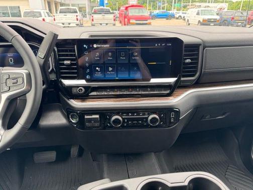 Sterling 2026 Chevrolet Silverado 1500 LT