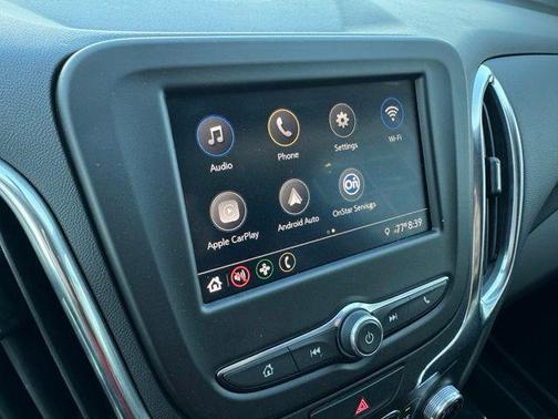 Silver Ice Metallic 2021 Chevrolet Equinox 1LT