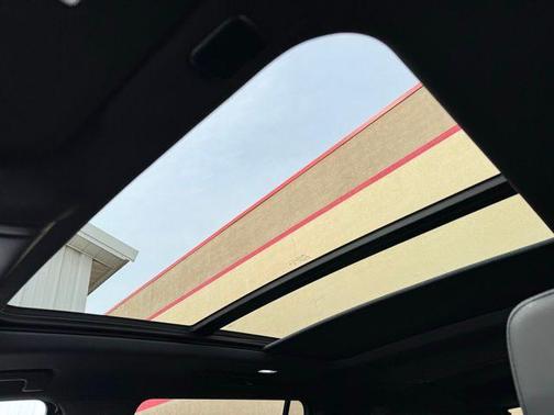 2024 Chevrolet Suburban 4WD Z71