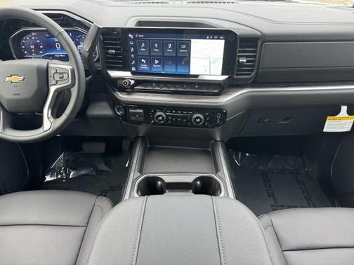 2025 Chevrolet Silverado 3500 LTZ