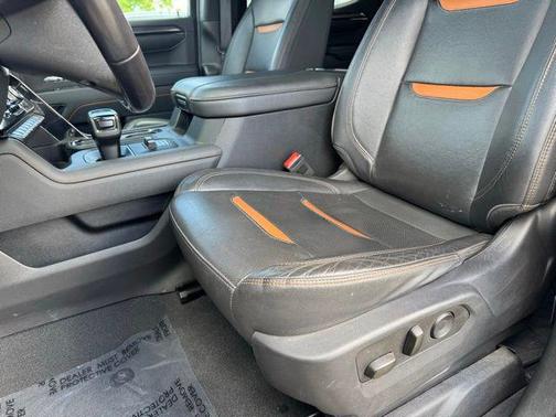 Onyx Black 2023 GMC Sierra 1500 AT4
