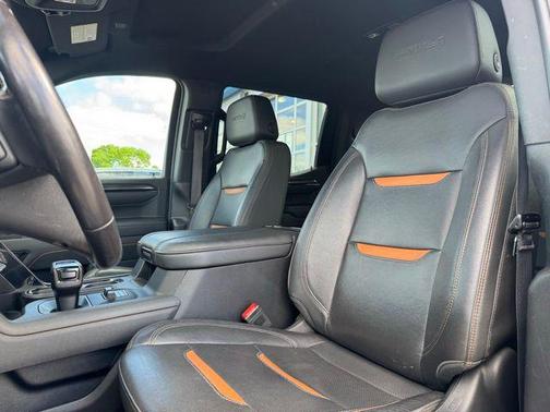 Onyx Black 2023 GMC Sierra 1500 AT4
