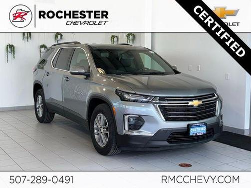 Sterling Gray Metallic 2023 Chevrolet Traverse LT Leather