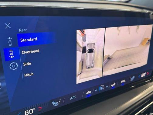 Mosaic Black Metallic 2026 Chevrolet Traverse LT