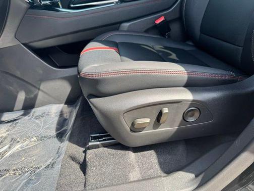 Mosaic Black Metallic 2026 Chevrolet Traverse RS