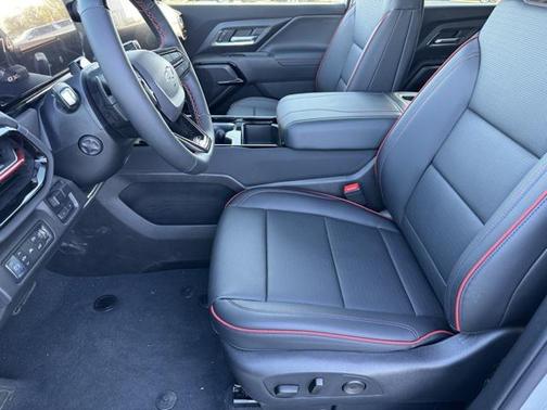 2025 Chevrolet Silverado EV RST