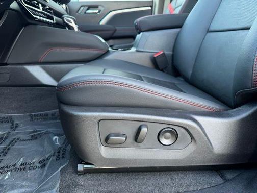 Sterling 2026 Chevrolet Colorado Z71