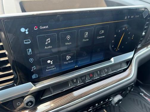 Summit White 2026 Chevrolet Silverado 3500 LT