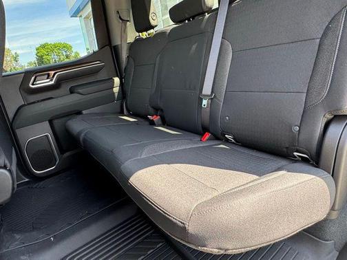 Summit White 2026 Chevrolet Silverado 1500 LT