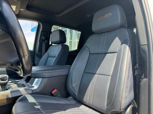 Black 2025 Chevrolet Silverado 1500 High Country
