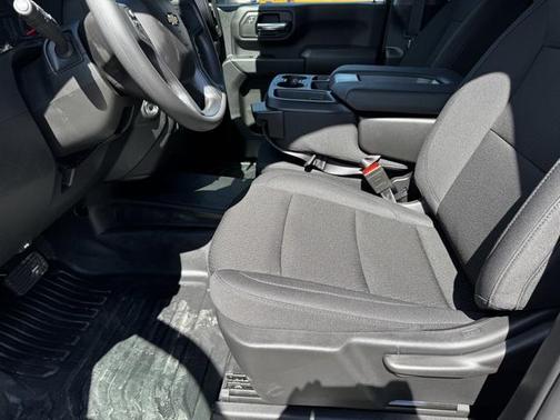 2025 Chevrolet Silverado 3500 WT