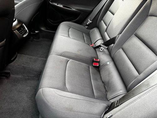 2017 Chevrolet Malibu Hybrid Base