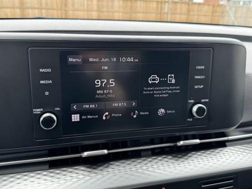 2023 Kia Carnival LX