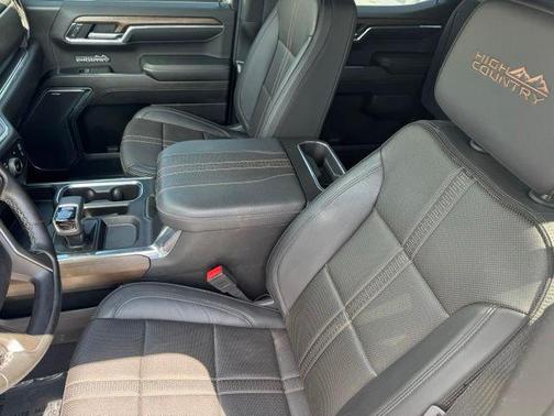 Black 2024 Chevrolet Silverado 1500 High Country