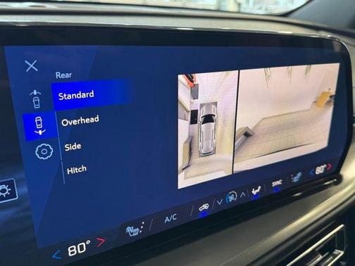 Summit White 2026 Chevrolet Traverse LT