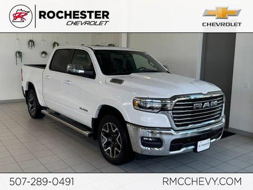 Bright White Clearcoat 2025 RAM 1500 Laramie