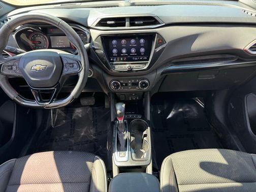 Summit White 2022 Chevrolet Trailblazer RS