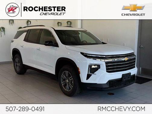 Summit White 2026 Chevrolet Traverse LT