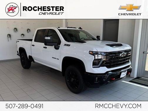Summit White 2026 Chevrolet Silverado 3500 LT