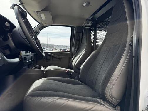 2023 Chevrolet Express 2500 RWD 2500 Regular Wheelbase WT