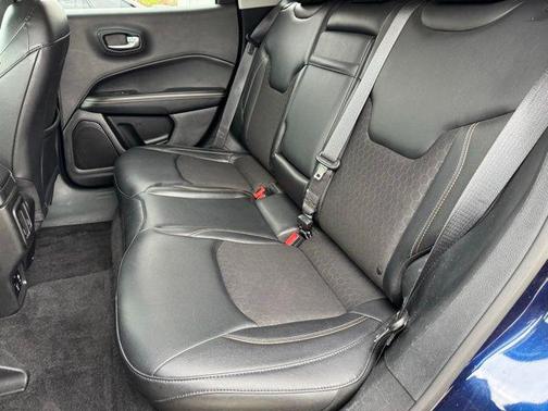 Jazz Blue Pearlcoat 2018 Jeep Compass Latitude