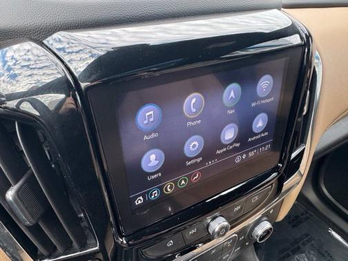Black Metallic 2023 Chevrolet Traverse Premier