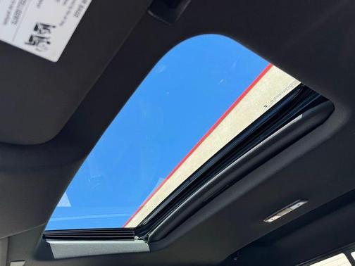 Summit White 2023 GMC Sierra 1500 AT4